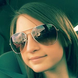 Meet your Posher, Kylee